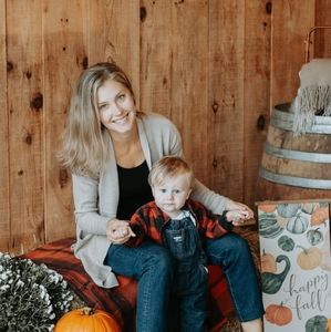 Meet your Posher, Lauren